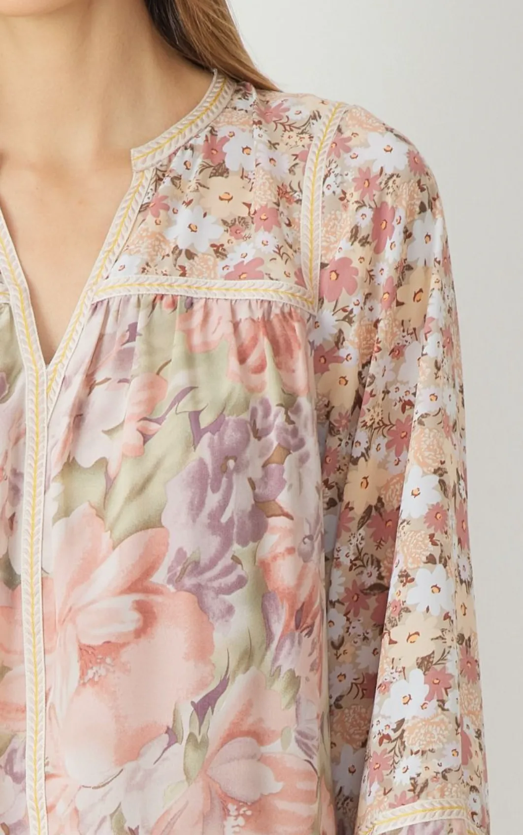 mixed floral print long sleeve mini dress - blush