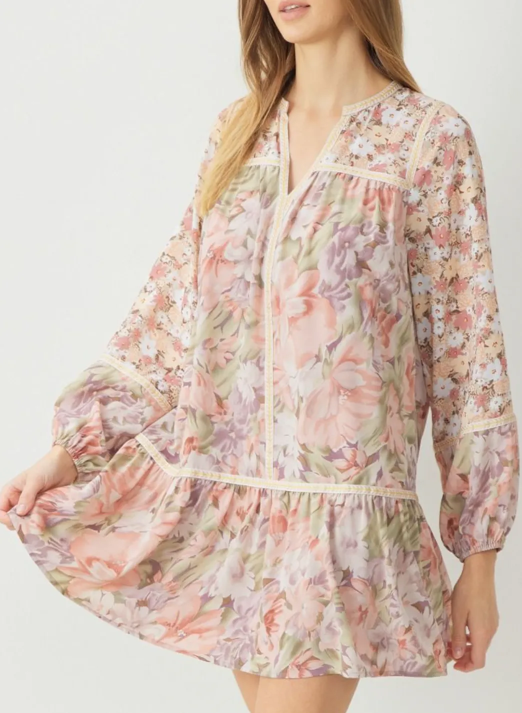 mixed floral print long sleeve mini dress - blush