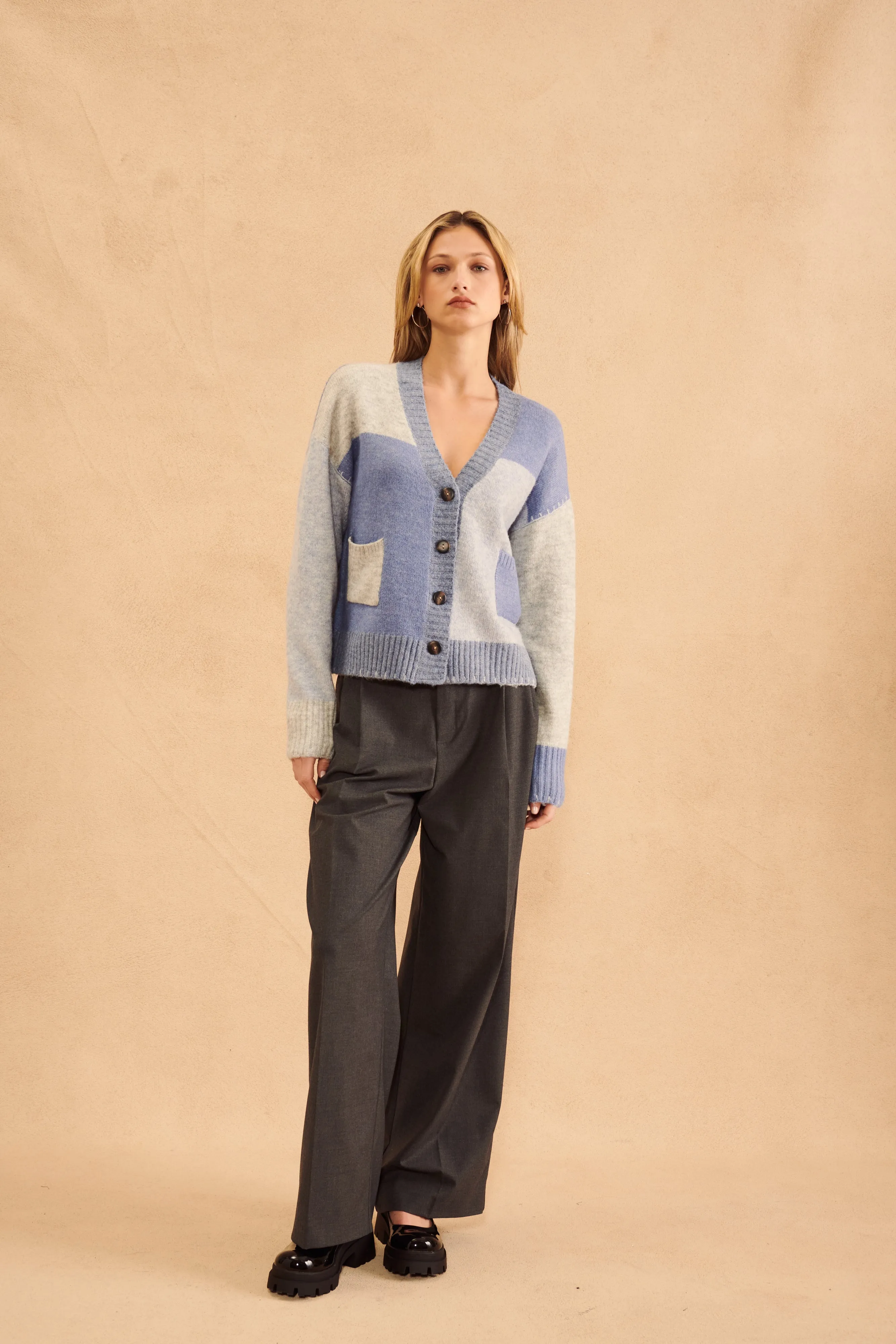 OAKLEY VINTAGE PATCHWORK CARDI