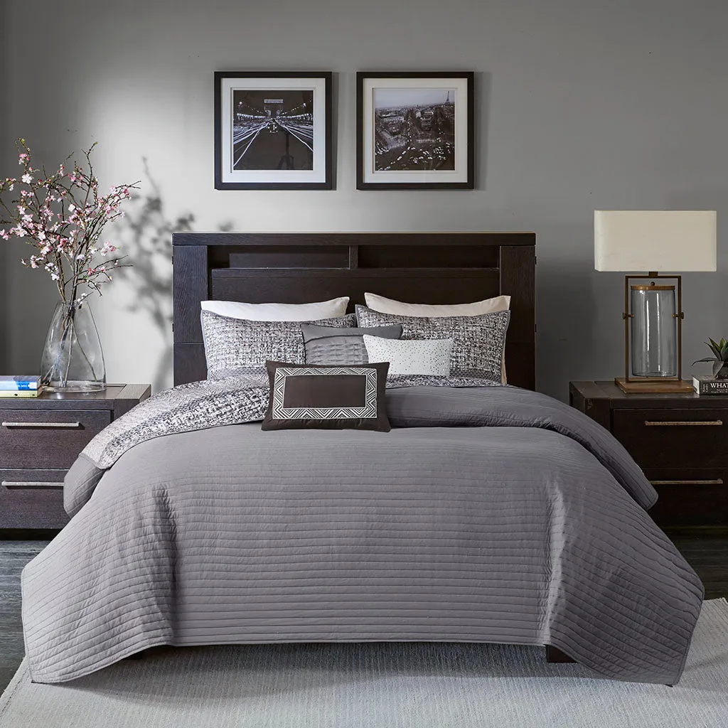 Rhapsody 6 Piece Reversible Jacquard Quilt Set with Throw Pillows in Grey/Taupe