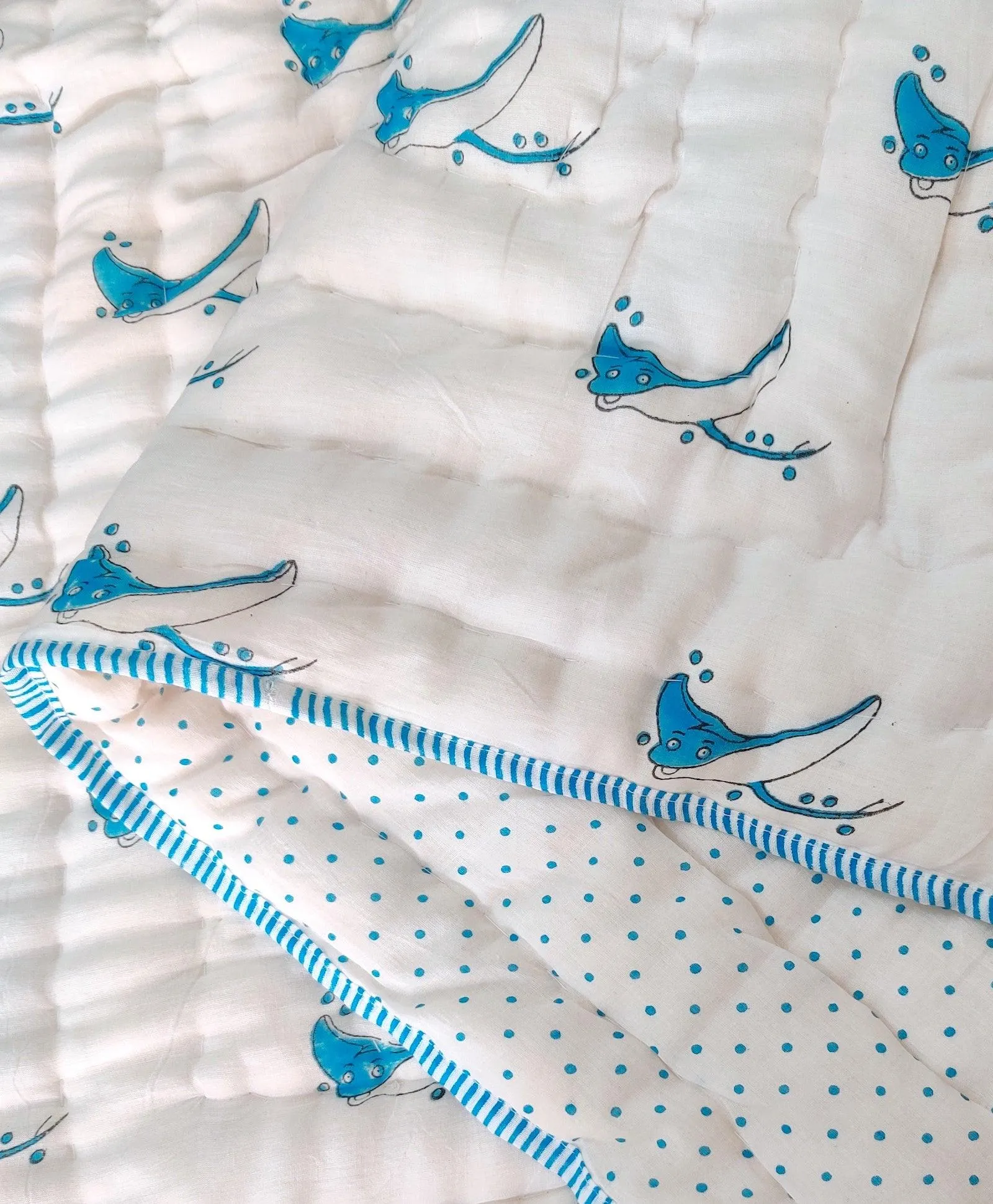 Stingray - Reversible Quilt