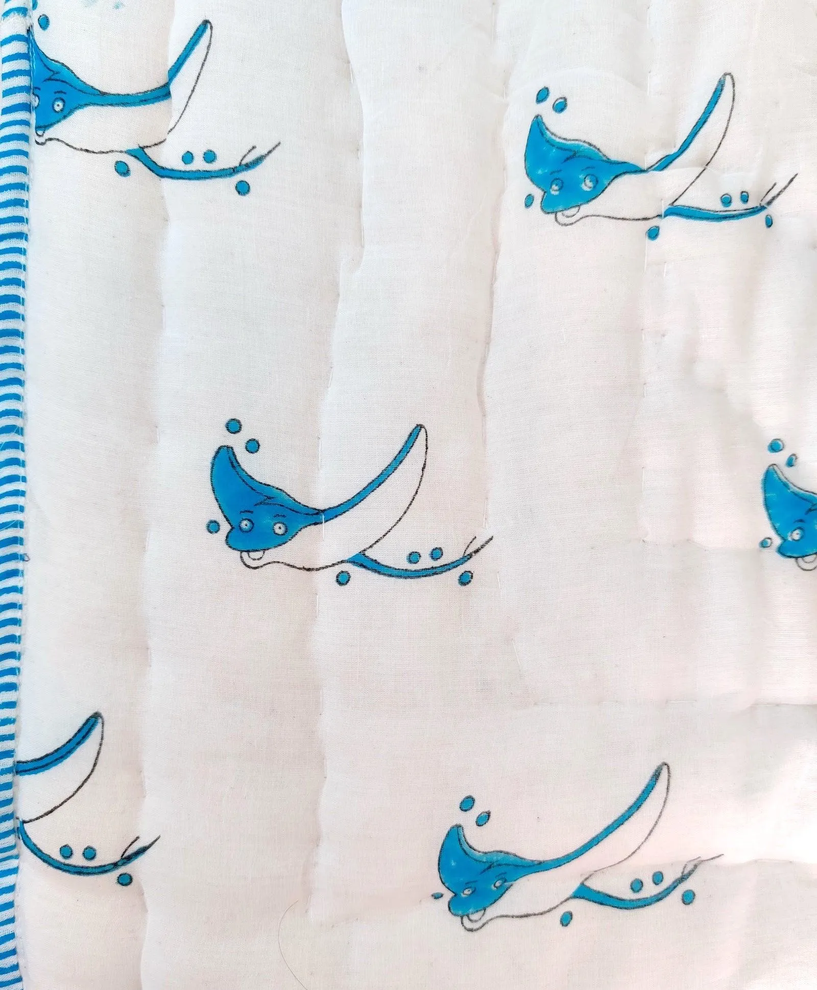 Stingray - Reversible Quilt