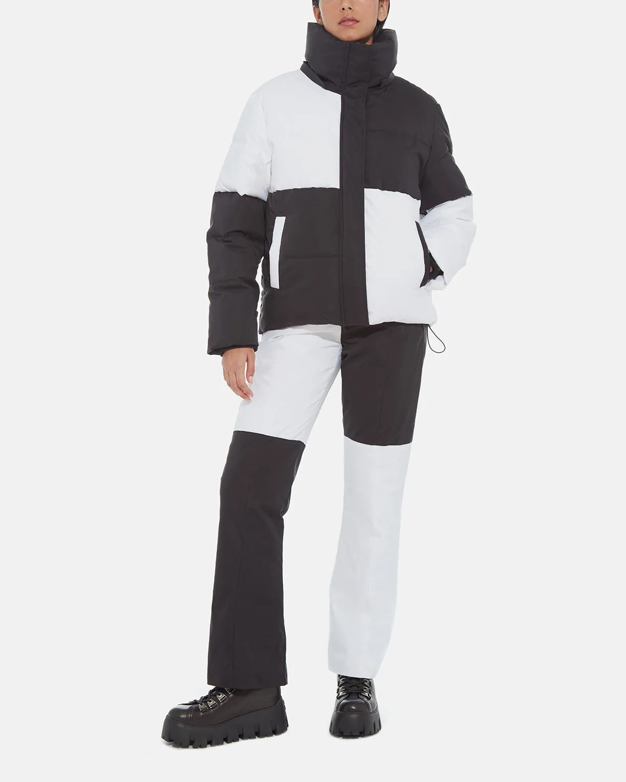 Suki Colorblocked Blanc & Noir